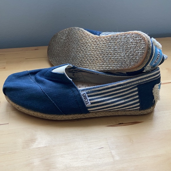 TOMS navy stripped rope espadrille slip on shoes - Picture 11 of 11